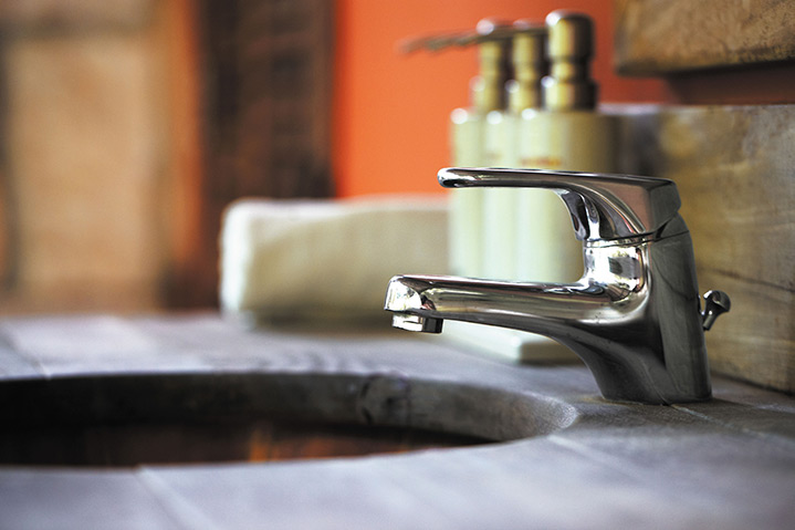 A2B Plumbers are able to fix any leaking taps you may have in Petersham. 